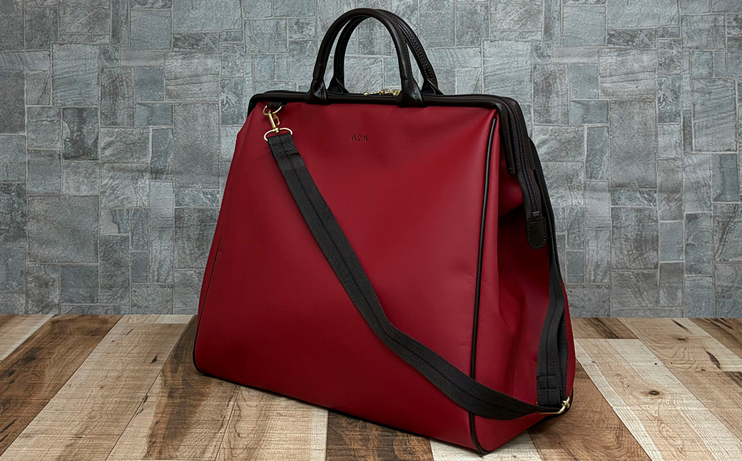 とにかく軽い！ダレスボストンS / レッド / ボストンバッグ ダレスバック 約540g 大容量 合皮 お手入れ簡単 1泊程度 旅行 出張 ジム通い かばんこみせ さくら咲くら