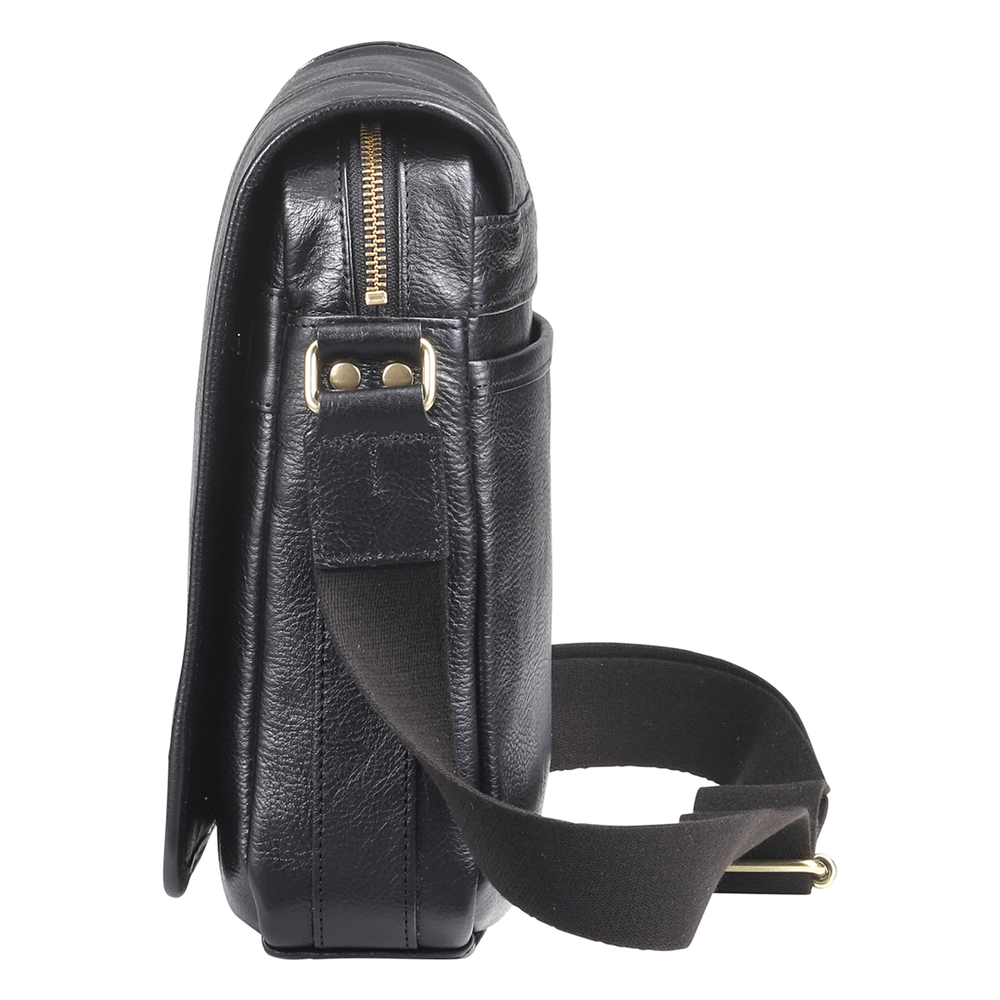 豊岡鞄　皮革縦型フラップSD（ブラック）