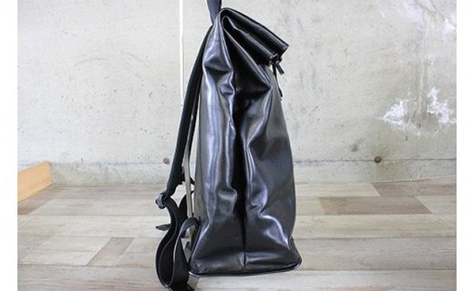 「防水革背負袋」　Waterproof leather  Backpack　（クロ）