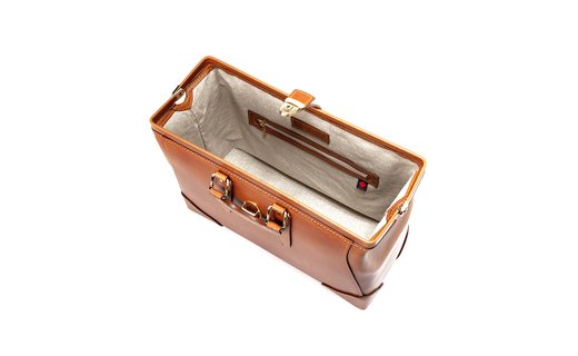 è±å²¡éããã¬ã¹ããã°ããã¹ãã³ãããããŒãïŒãã£ã¡ã«ïŒ