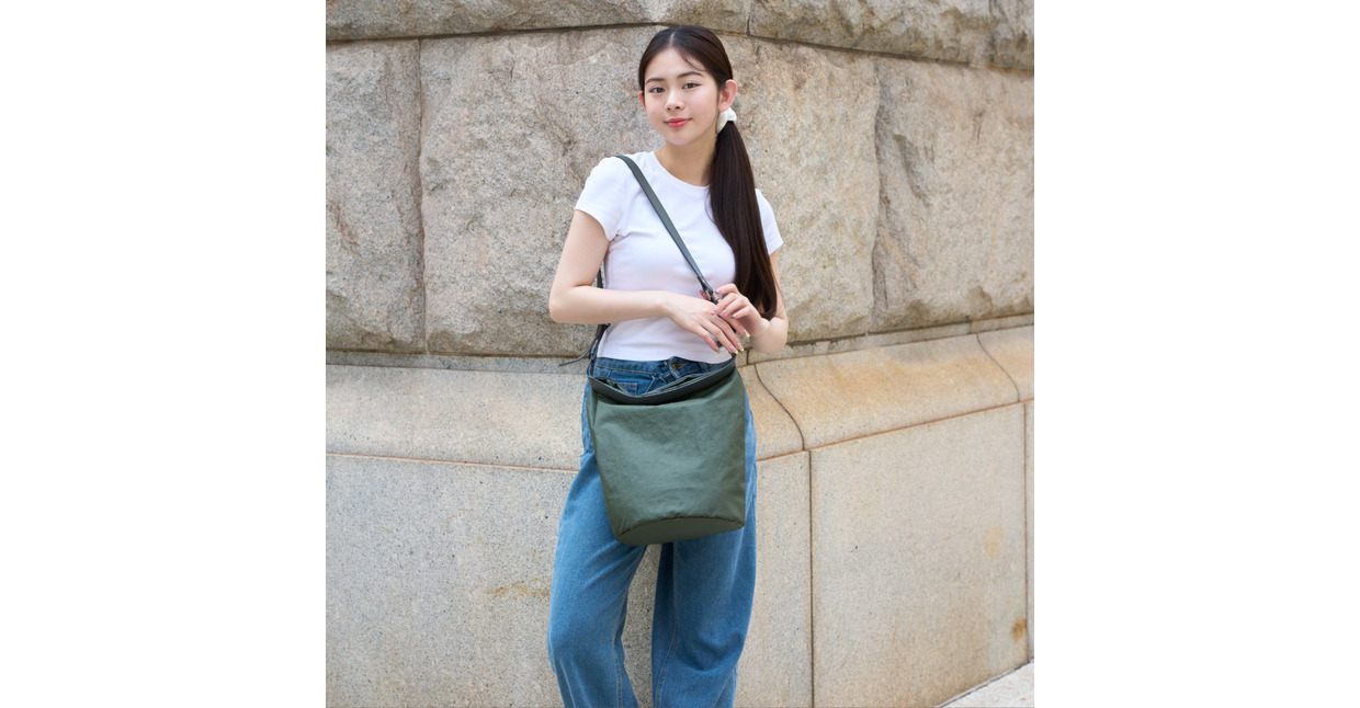 豊岡鞄 TUTUMU colon Grinza S4800GR カーキ / 2way ショルダーバッグ トートバッグ 肩掛け 手提げ おしゃれ 軽量 撥水 収納力 B5ノート収納 レディース 高級感 カジュアル シンプル デザイン 無地 コロン クリンザ 木和田正昭商店