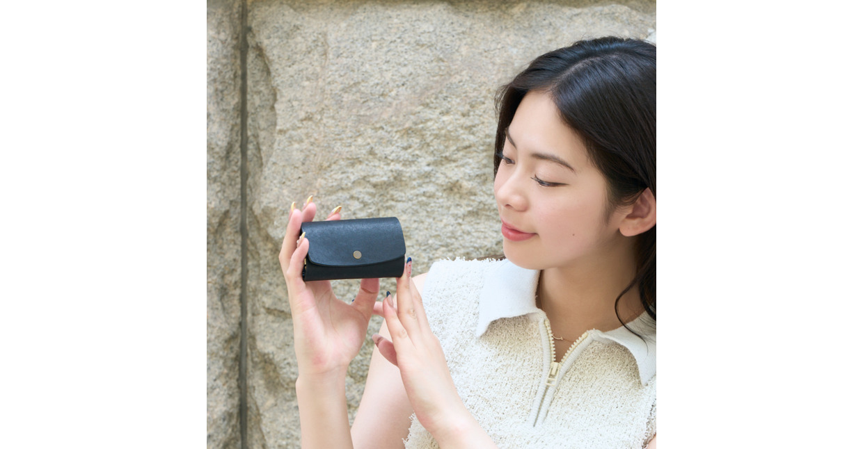 è±å²¡è²¡åž haaki Leather ããŒã±ãŒã¹ HLC501 ãã / ããŒãã«ã㌠éµå
¥ã é© é©å°ç© çç®é© ã¡ã³ãº ã¬ãã£ãŒã¹ ããšããã¬ã¶ãŒ æçž«ãã®ã¹ããã ãã³ãã¡ã€ã ã·ã³ãã« ãã¶ã€ã³ ç¡å° KOMOREBI æšåç°æ£æååº