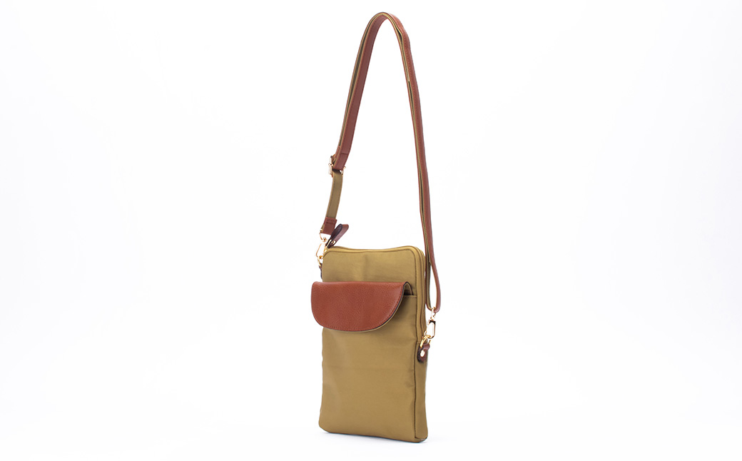 豊岡工房 牛革使い スマホが触れるショルダー（4185）ベージュ / ショルダーバッグ スマホをいれたまま操作可能 ナイロン素材 薄マチ 軽量 ポシェット 斜めがけ メンズ レディース かばん カバン バッグ 鞄 国産 日本製 小田清株式会社