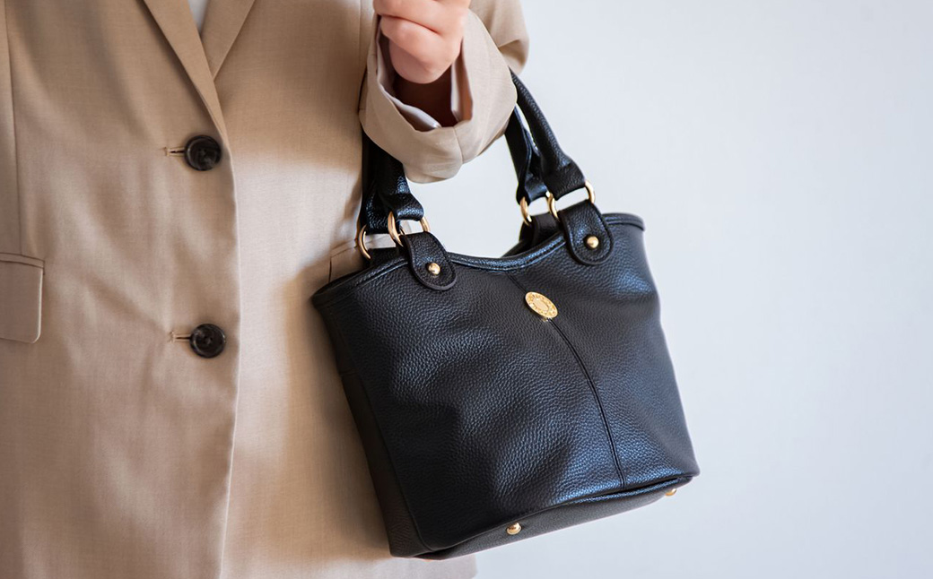 è±å²¡å·¥æ¿ çé© ææãïŒ4259ïŒé» / ãã ããŒãããã° ææãããã° ã³ãã³ãšãã ãã±ãå åºé² ãã°ããã¯ä»ã æããã ã·ã¥ãªã³ã¯çé© ã¡ã³ãº ã¬ãã£ãŒã¹ ãã°ã ã«ãã³ ããã° é åœç£ æ¥æ¬è£œ å°ç°æž
æ ªåŒäŒç€Ÿ