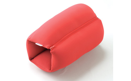 MOGU ロールクッション ブラッディレッド