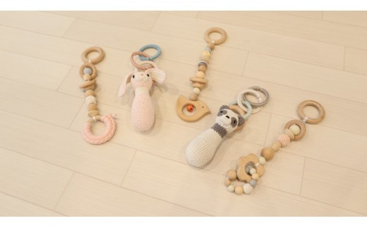 HOPPL（ホップル） amimals ベビージムセット ホワイト／ラトル
