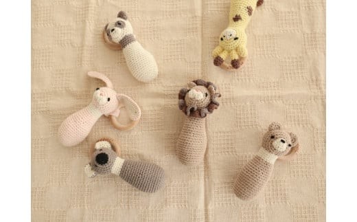 HOPPL　手編みのおもちゃＡｍｉｍａｌｓ（ラトルタイプ・パンダ）