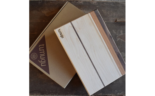 暮らしに愉しいをつむぐ tumuguカッティングボード 白橡