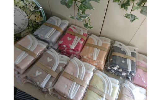 ハンドメイドの6重織りガーゼのハンカチ10枚セット