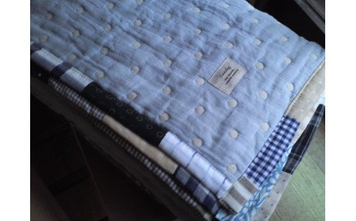 ハンドメイドの国産6重ガーゼのシングルハーフ【140cm×100cm】サイズブランケット