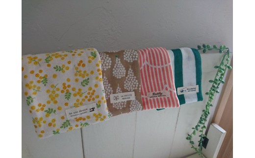 国産6重ガーゼとダブルガーゼをあわせた長方形タイプのハンカチ10枚セット