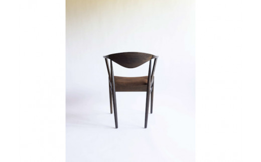 TataraF-type 鉄染め仕上げ（座面：革）