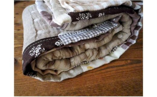 ハンドメイドの国産6重ガーゼのシングルサイズブランケット（ネイビー）