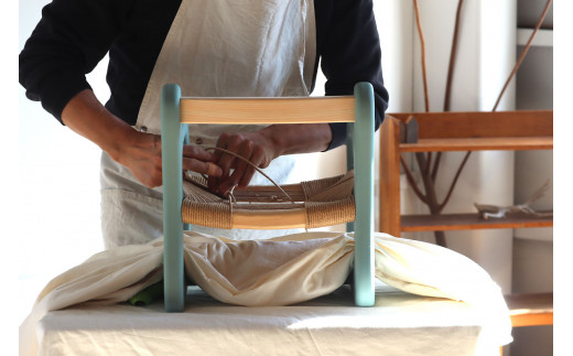 ファニファニの赤ちゃん椅子ami　特別仕様　座面ブラック