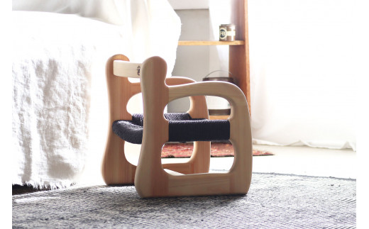 ファニファニの赤ちゃん椅子ami　特別仕様　座面ブラック