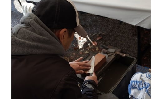 台所包丁研ぎサービス　三徳包丁・菜切り包丁・ペティナイフ・牛刀のうち、3本の組み合わせ