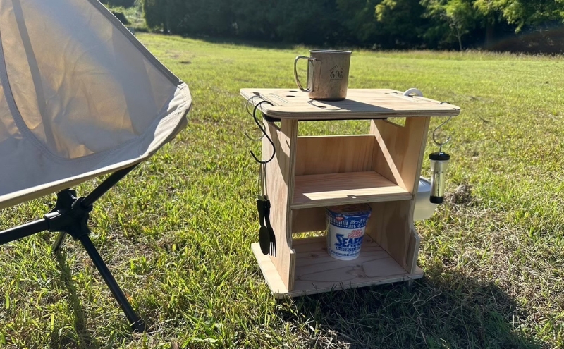 ソロテーブル [折りたたみ式 テーブル アウトドア キャンプ バーベキュー BBQ ]