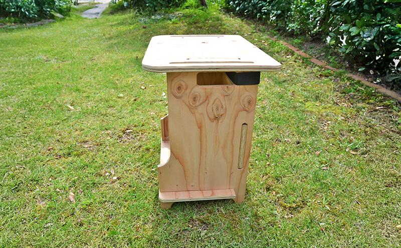 ソロテーブル [折りたたみ式 テーブル アウトドア キャンプ バーベキュー BBQ ]