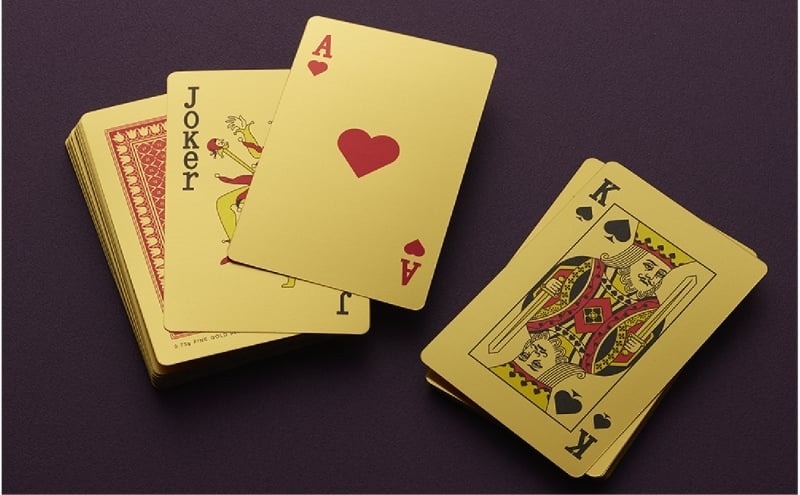 【いよいよ登場！】三田市ふるさと納税限定企画　『純金招福トランプ』　黒いジョーカー [3d28bae300076]0325