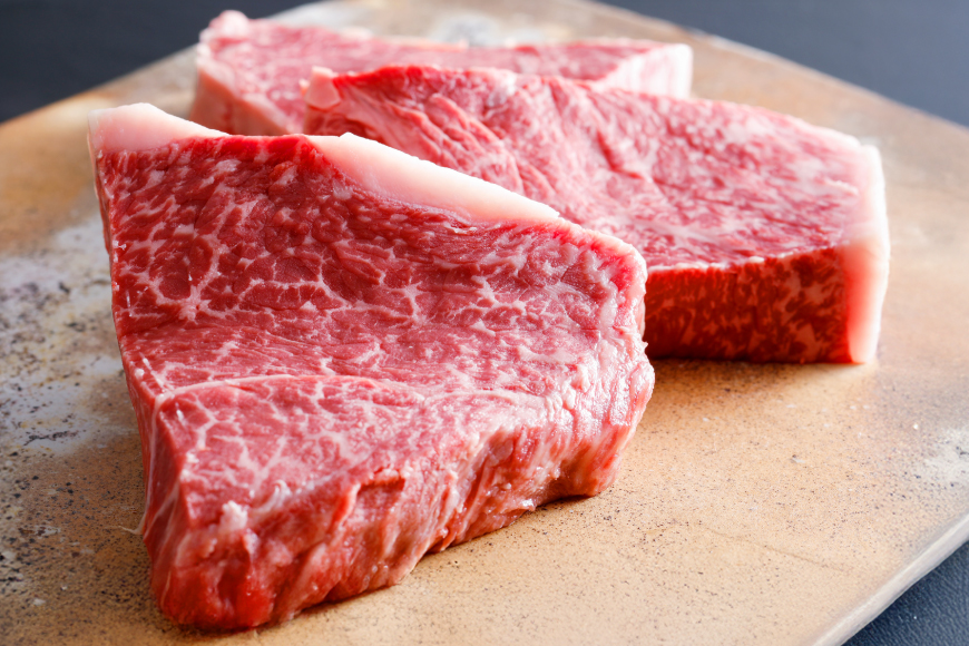 三田 マルセ牛 おまかせ ミニステーキ 2枚 [勢戸 兵庫県 三田市 3d28bae610043] 牛肉 肉 ステーキ ロース モモ 三田牛 三田マルセ牛