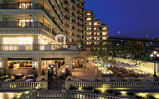 加西市の「神戸ビーフ」と明石市直送鮮魚などを堪能する「神戸牛・明石鮮魚コース」ディナー券【ホテル ラ・スイート神戸ハーバーランド】 お食事券 チケット 