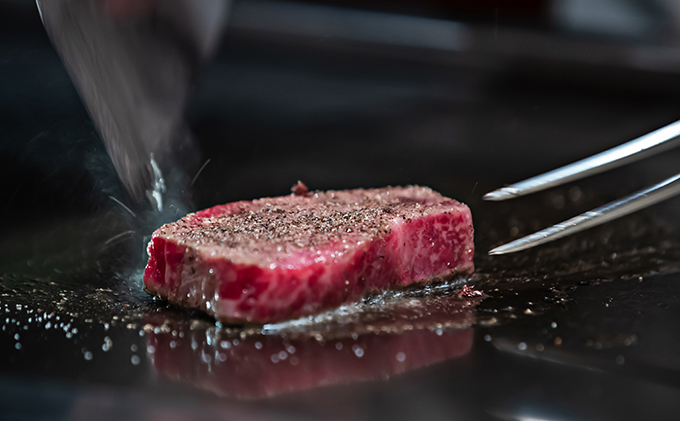 加西市の「神戸ビーフ」と明石市直送鮮魚などを堪能する「神戸牛・明石鮮魚コース」ディナー券【ホテル ラ・スイート神戸ハーバーランド】 お食事券 チケット 