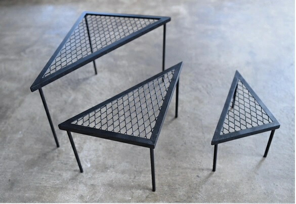 バーベキューグリル BBQ-Grill Triangle 3点セット W standard 焚き火台 キャンプ アウトドア BBQ バーベキュー グリル 三角 トライアングル キャンプ用品 アウトドア 兵庫県 丹波市