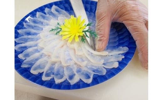 縲先キ。霍ッ蟲カ3蟷エ縺ィ繧峨オ縺舌第エサ縺ヲ縺」縺(6縲7莠コ蜑)