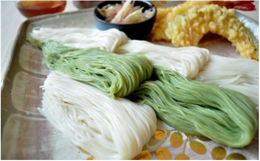 å¹³é補麺æã§ç¹ã«äººæ°ã®ãããã3çš®é¡é£ã¹æ¯ã¹ããªãªãžãã«ã ãã®çŽ 1æ¬ã»ãã