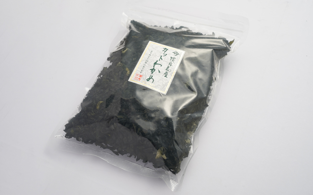 淡路島産カットわかめ 100g×3袋　　[若芽 カットわかめ 乾燥わかめ ワカメ カットわかめ 若芽 カットわかめ 乾燥わかめ ワカメ カットわかめ ふえるわかめ]