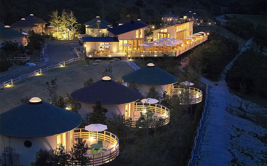 ニジゲンノモリグランシャリオ北斗七星135°ペア宿泊券  1泊2食付き 淡路島 宿泊チケット グランピング 