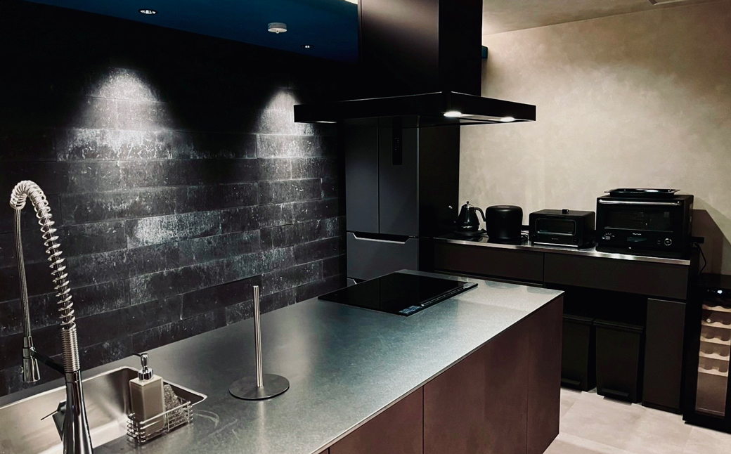 AWAJI OCEAN BASE EAST COAST　グループ宿泊券（最大4名様)　貸別荘 淡路島