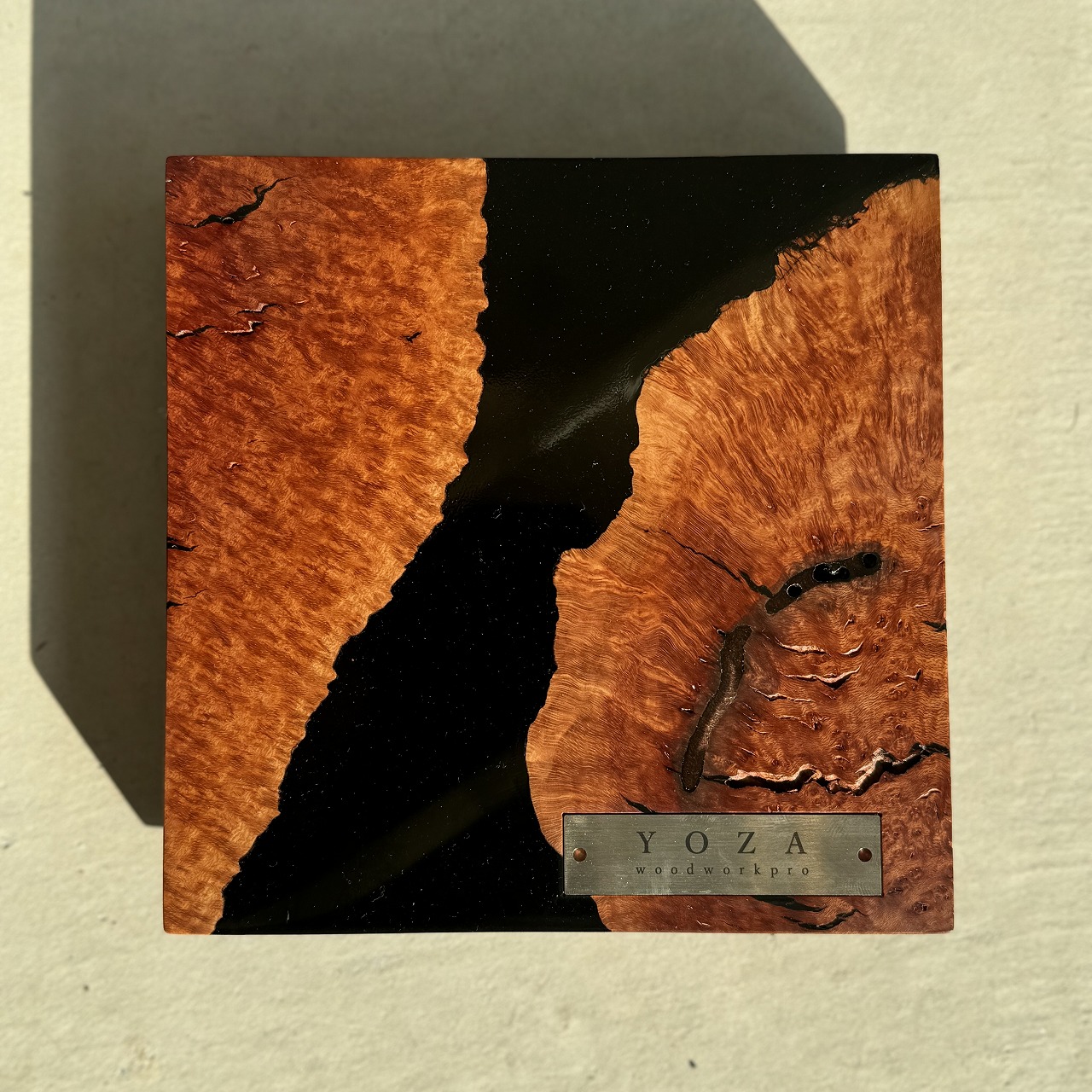 ウッドレジン 台座15cm×15cm　お好きな文字入れオーダー　　[インテリア 木材 レジン 樹脂 台座 キャンプ 鑑賞用 手作り ハンドメイド おしゃれ プレゼント 加東市 兵庫県]