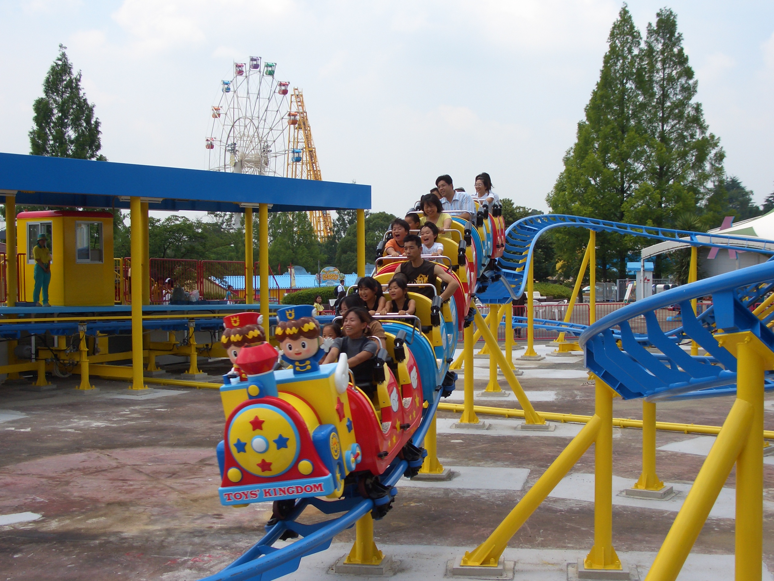 東条湖おもちゃ王国 キングフリーパス（小人1名）[遊園地 プール チケット 入場券 優待券 関西 兵庫県 加東市] 