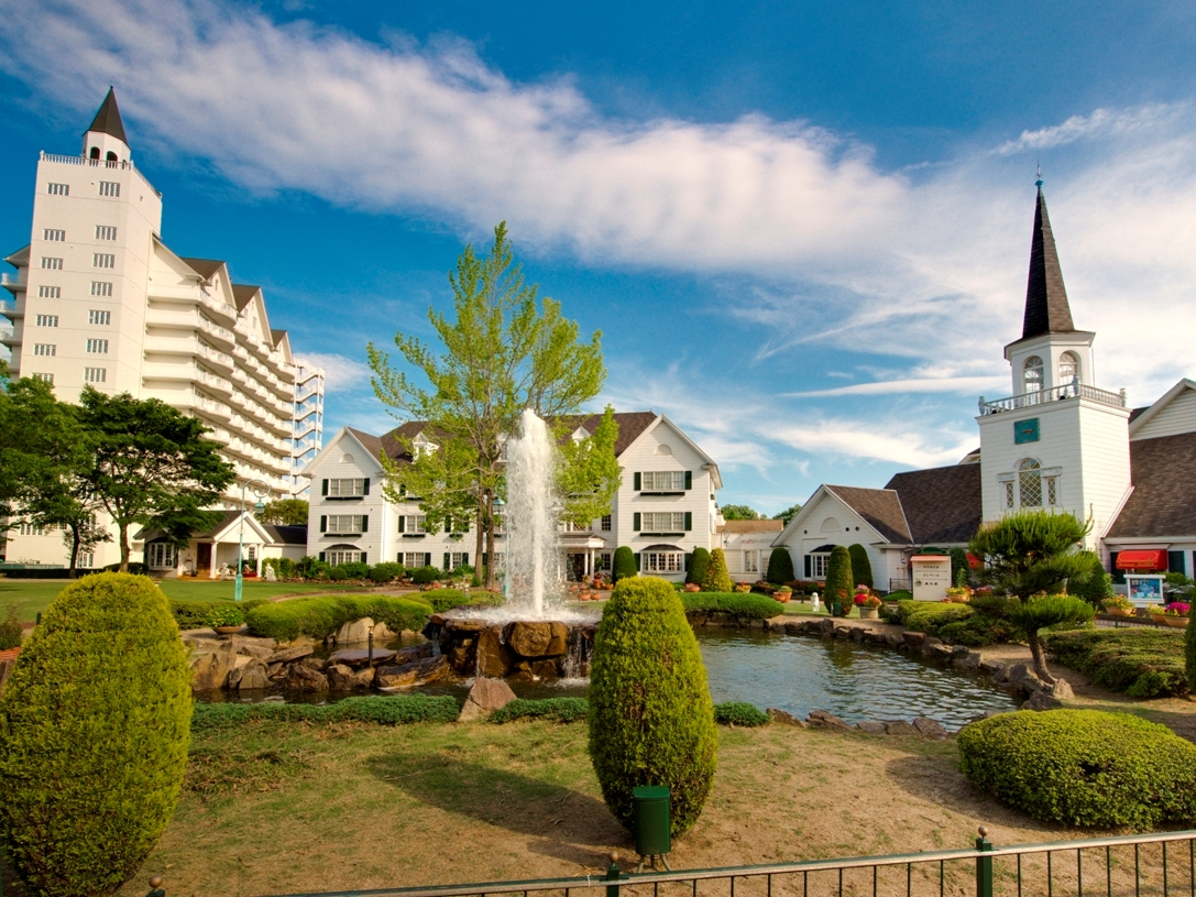 ホテルグリーンプラザ東条湖 1泊2食付き ペア 宿泊招待券（平日限定）[ 宿泊券 宿泊チケット チケット 旅行 兵庫県 関西 加東市 ]