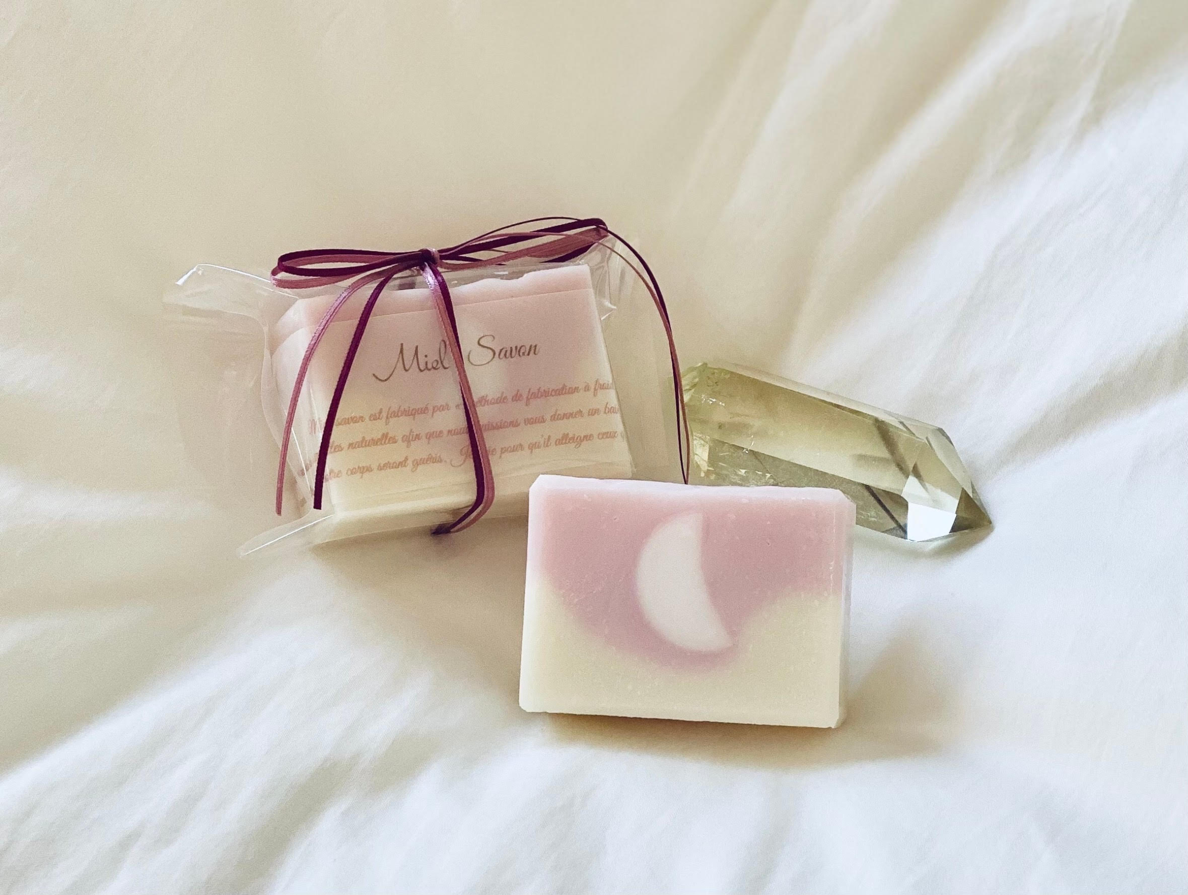 Miel オーガニック石けん 2個（2種）化粧箱入り（泡立てネット、石鹸トレー付き）[ 石鹸 石けん せっけん ソープ 美容 ] 固形石鹸 優しい 全身 悩み 季節 変わり目 トラブル バリア機能 植物オイル グリセリン 潤い 環境 