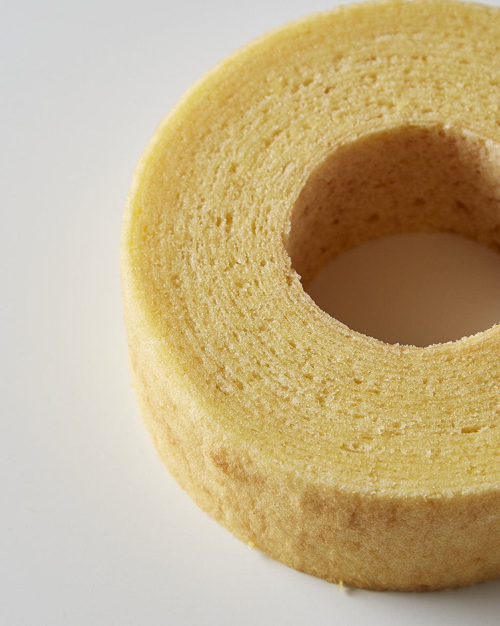 玄米ソフトバーム [お菓子 スイーツ 焼き菓子 バウムクーヘン] おやつ なめらか しっとり感 お茶菓子 ティータイム