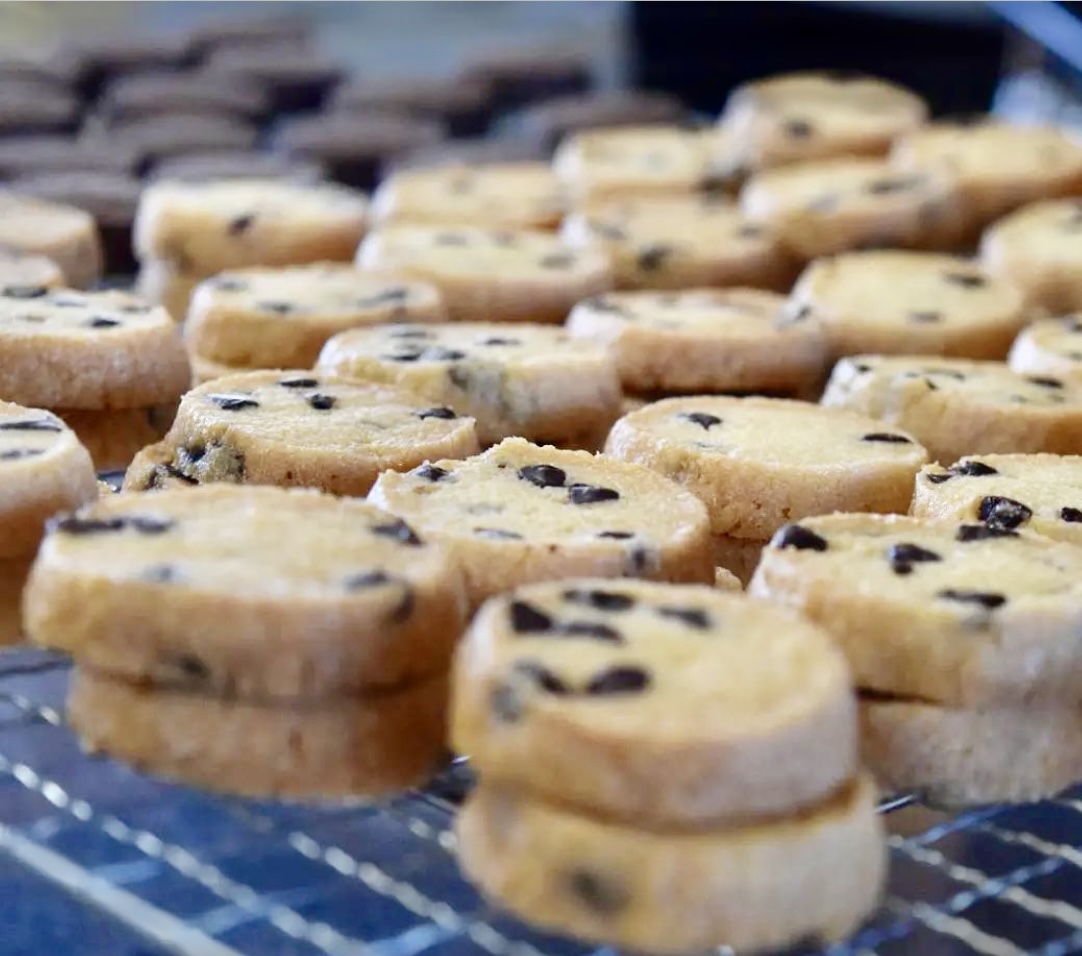 クッキー缶 6種類の クッキー 詰め合わせ [ スイーツ 洋菓子 焼菓子 食べ比べ ギフト プレゼント お取り寄せ 贈り物 ]