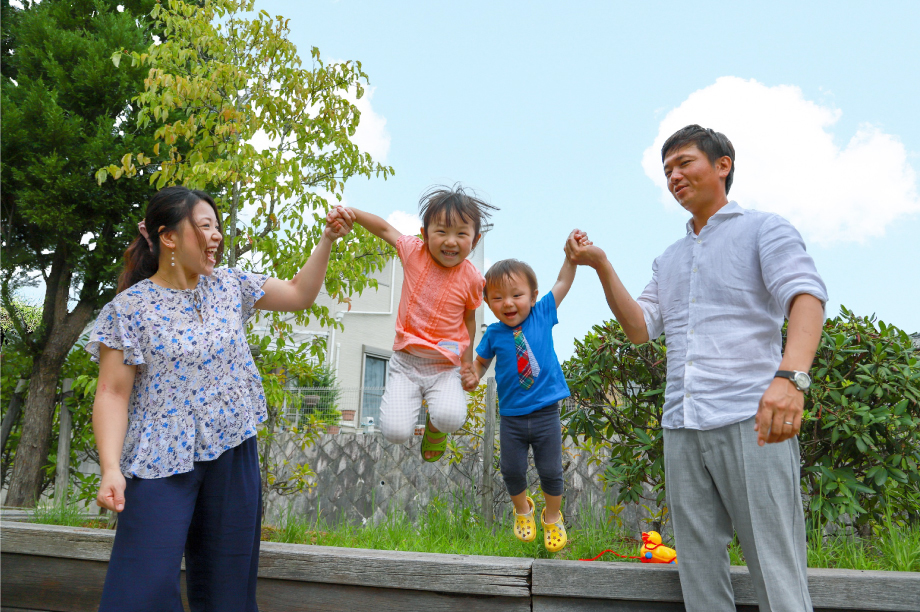 健やかに育つ子どもの笑顔があふれるまち猪名川町