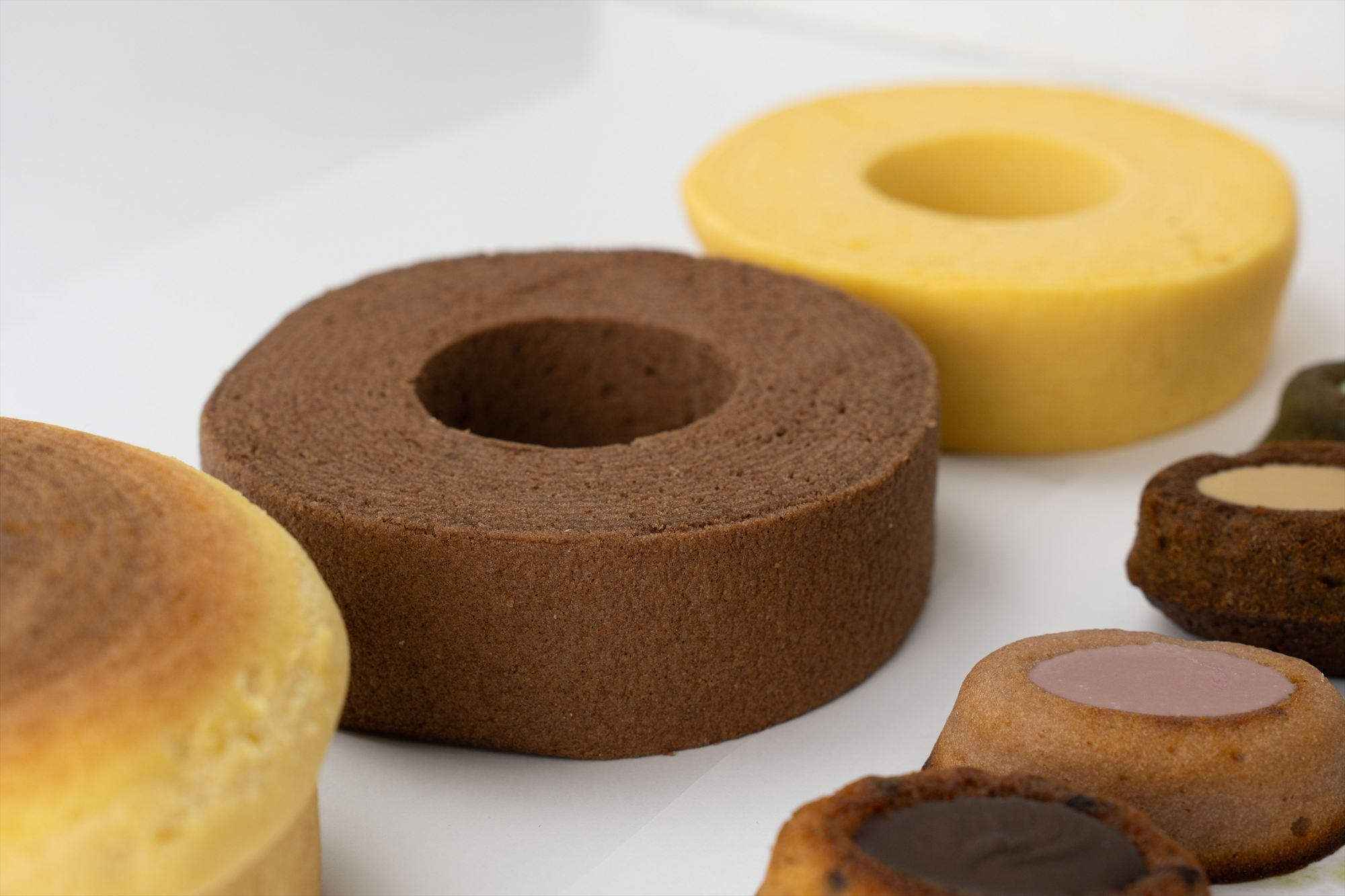 米菓バウム【ホール2】プレーン ショコラ グルテンフリー 米粉 米粉菓子 小麦不使用 バウムクーヘン しっとりなめらか 優しい甘さ[1323]