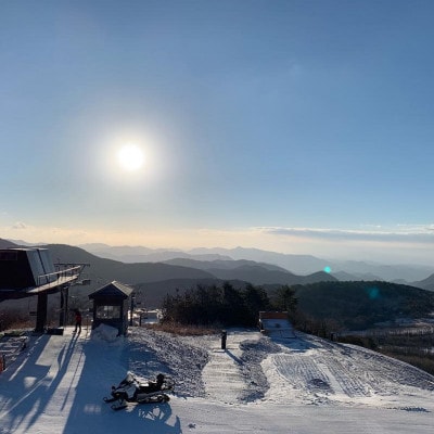 《峰山高原リゾートホワイトピーク》【土日祝限定】1日フルパック【1659737】