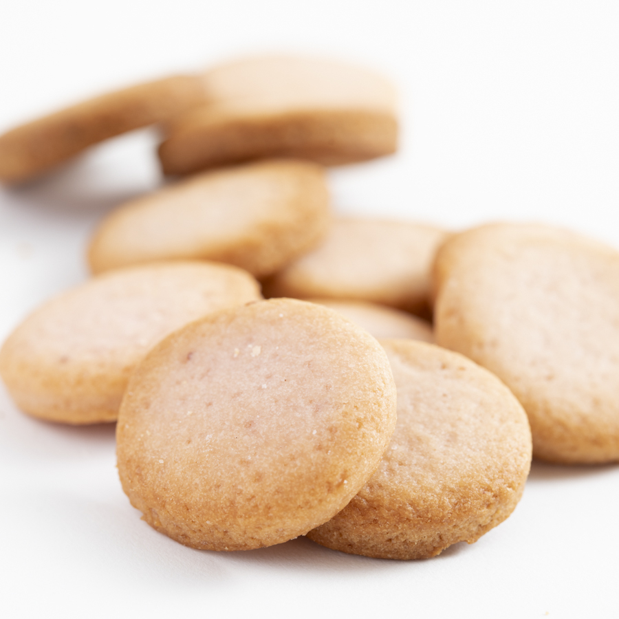 食べ比べ 8枚クッキー2種「いちご＆きな粉 」各10袋計20袋 贈り物 プレゼント なら 奈良県 奈良市 26-009