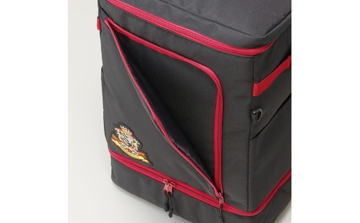 スクエアバッグ 27L  スケーター〈skater〉通勤 通学 バッグ かばん カバン リュック 旅行 底 靴 スケーター skater エンブレム ブラック 黒【底ポケット シューズ トラベル 鞄】奈良県 奈良市 なら 17-045