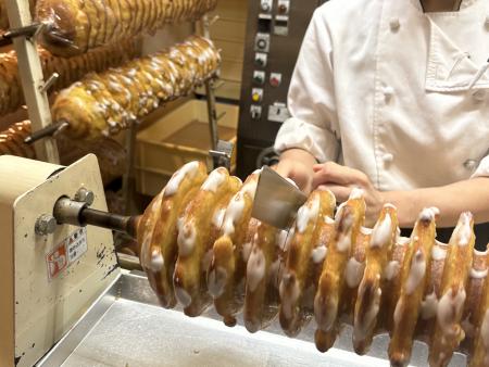 バームクーヘン 『大人気バームクーヘンセット』（鹿の角バームクーヘン・シカのしろちゃんバームクーヘン） 鹿野 バウムクーヘン スイーツ ケーキ 奈良県 奈良市 なら 11-046