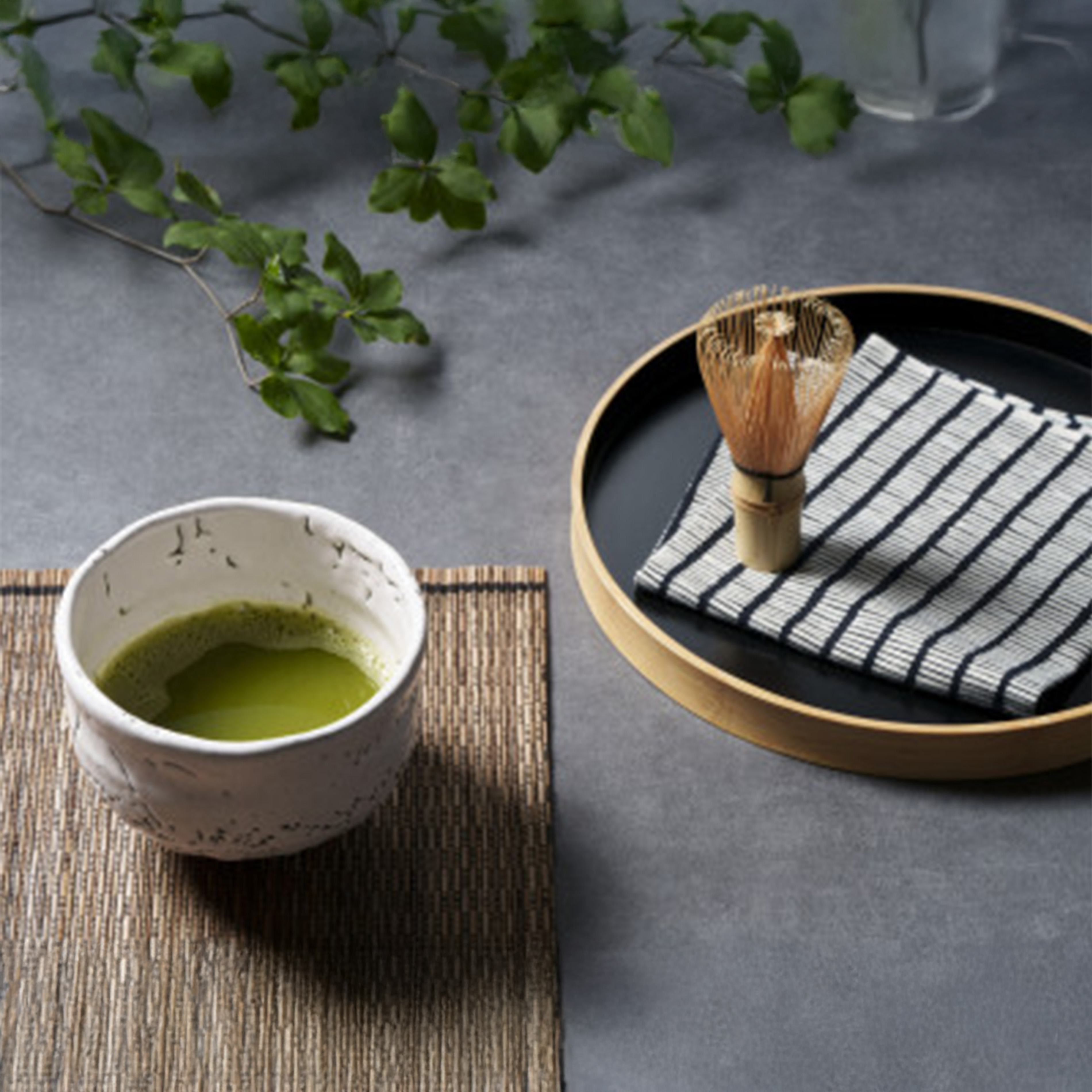 抹茶 30g 木箱 濃厚 まっちゃ matcha お抹茶 お茶 茶 飲料 ドリンク ラテ 碾茶 大和茶 プレゼント 贈り物 ギフト お祝い 奈良県 ymt08