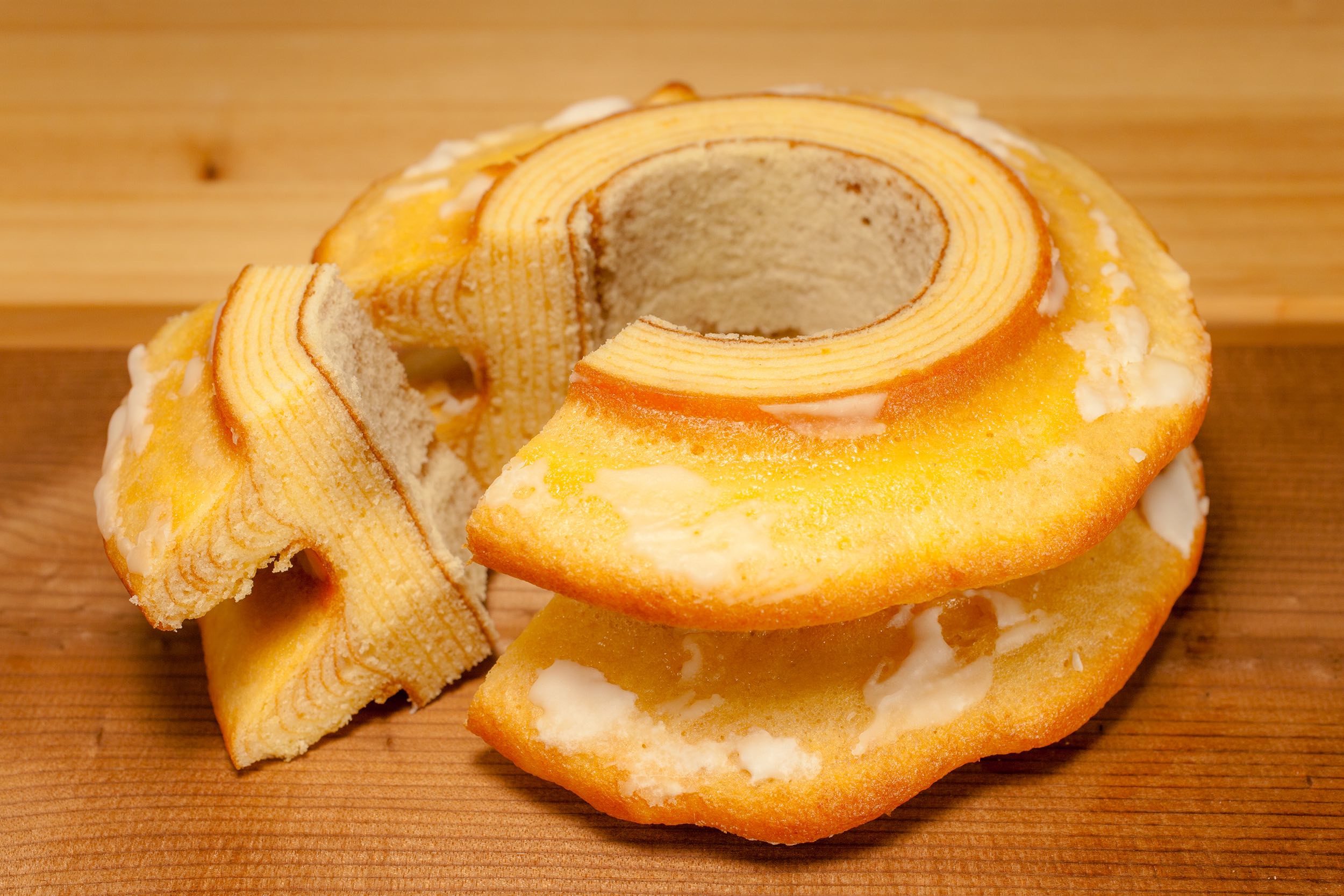 バームクーヘン 『大人気バームクーヘンセット』（鹿の角バームクーヘン・シカのしろちゃんバームクーヘン） 鹿野 バウムクーヘン スイーツ ケーキ 奈良県 奈良市 なら 11-046