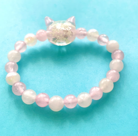 光る猫玉とローズクオーツのブレスレット（レディースサイズ） ジュエリー春日 奈良県 奈良市 なら 10-211