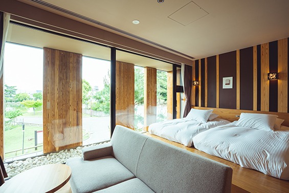 ホテル 宿泊券 セトレならまち ホテルペア宿泊券（1泊朝食付）株式会社ホロニック