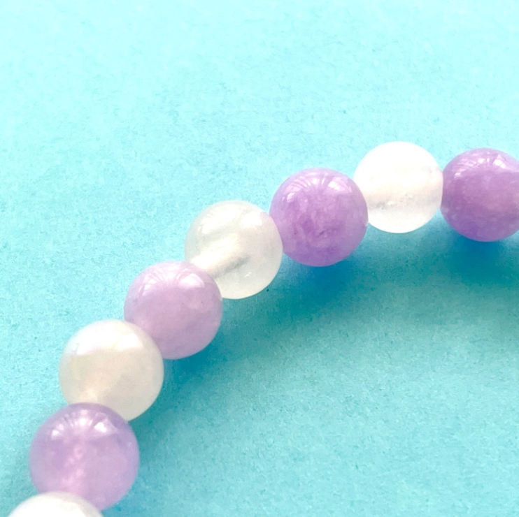 光る猫玉とアメジストのブレスレット（レディースサイズ）ジュエリー春日 奈良県 奈良市 なら jks002