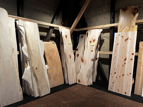 選べる一枚板 招待券 ＜森庄銘木のショールームで、お気に入りの一枚を見つけよう＞ 来店限定／デスク カウンター テーブル 森庄銘木 MORITO 天然素材 限定 奈良県 宇陀市 ふるさと納税